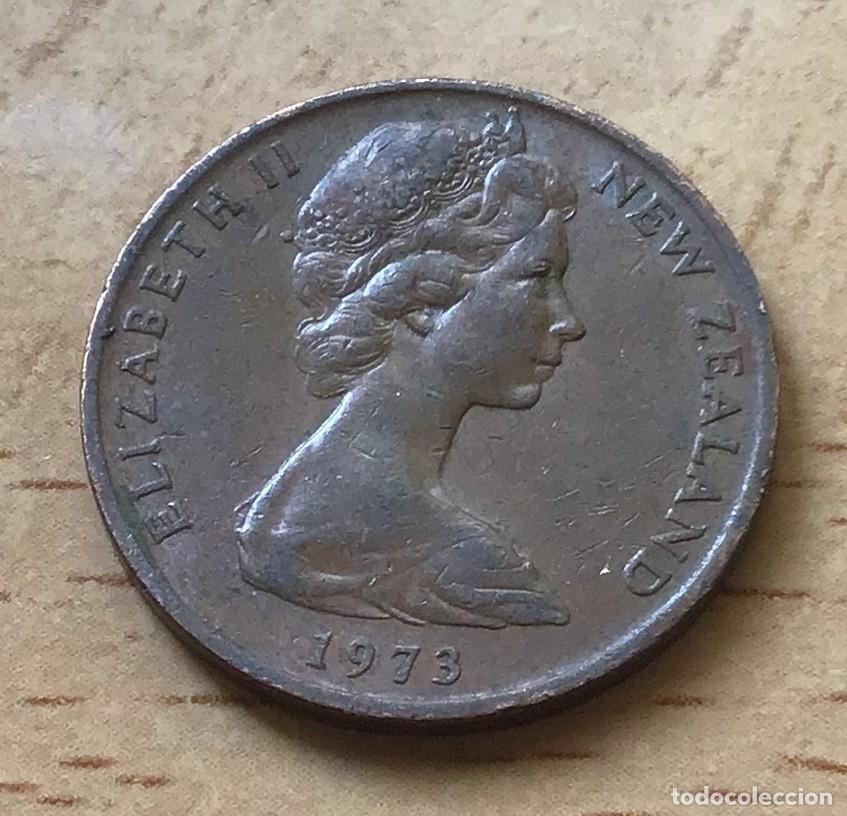 Monedas antiguas de Ocean&iacute;a: 2 centavos de Nueva Zelanda. A&ntilde;o 1973 - Foto 2