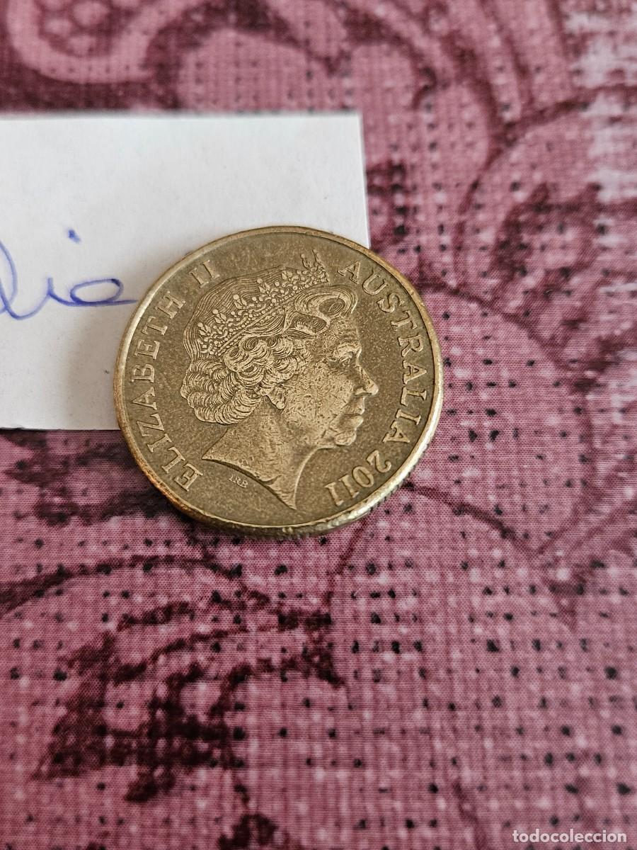 Monedas antiguas de Ocean&iacute;a: Moneda De Australia De 1 D&oacute;lar Del A&ntilde;o 2011. - Foto 2