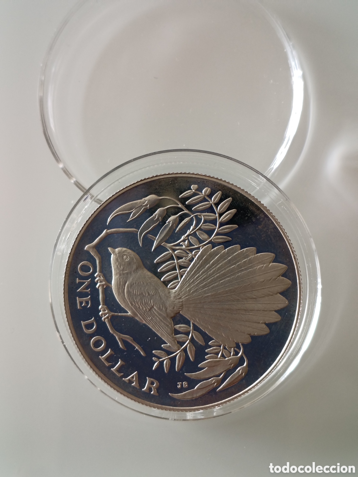 Monedas antiguas de Ocean&iacute;a: 1 dolar Nueva Zelanda 1980 - Foto 2