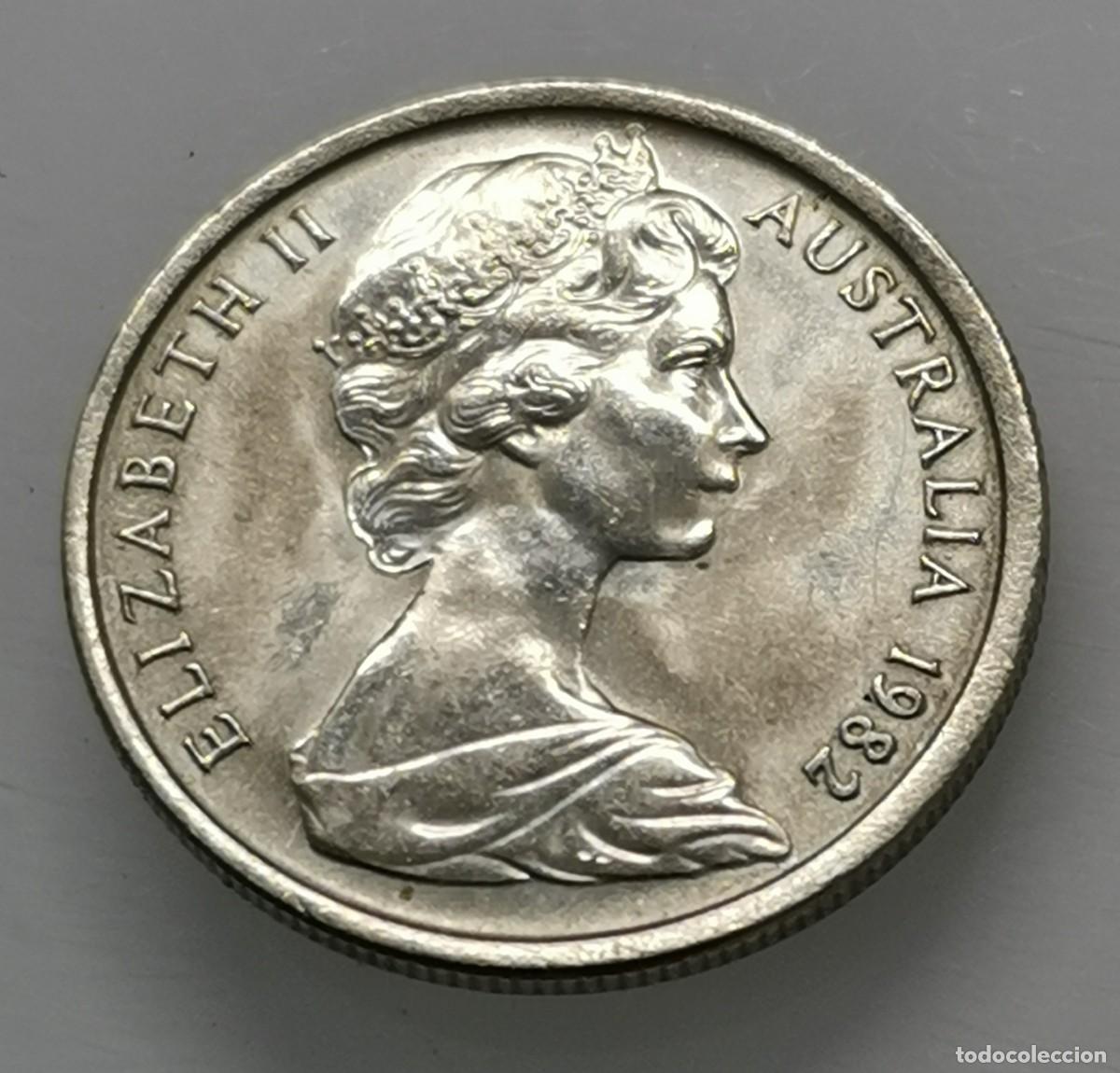 Monedas antiguas de Ocean&iacute;a: Australia - Elizabeth II - 5 c&eacute;ntimos de 1982.