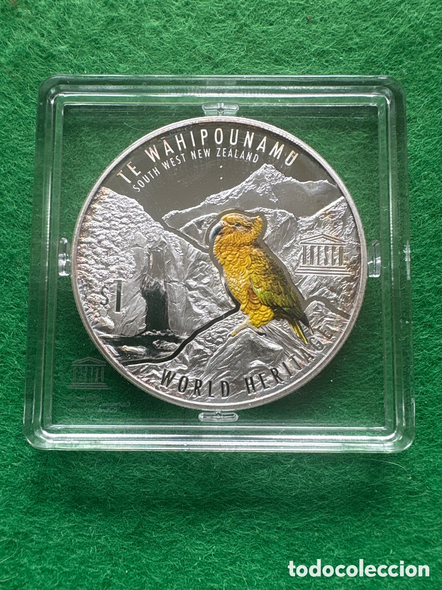 Monedas antiguas de Ocean&iacute;a: Salida 1 c&eacute;ntimo, 1 Onza plata 999 coloreada, 2015 New Zealand (A6)
