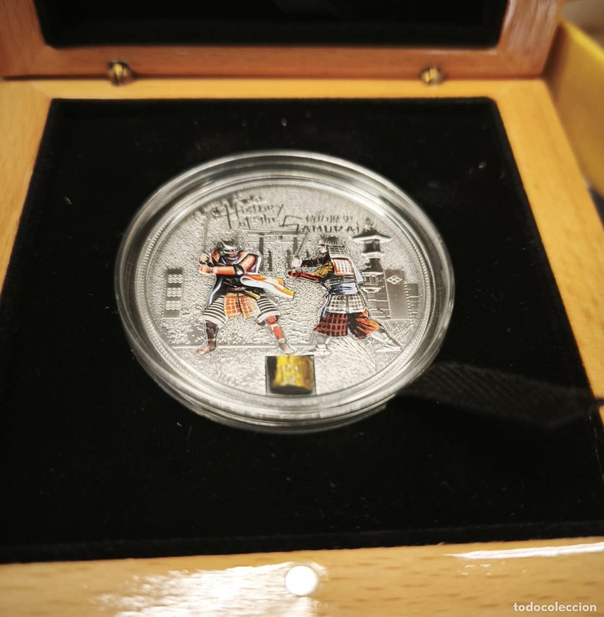 Monedas antiguas de Ocean&iacute;a: Islas Cook estuche 5 D&oacute;lares Historia de los Samur&aacute;is 2015 Km 1695 Onza Plata Pura