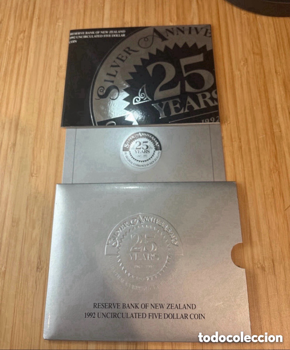 Alte M&uuml;nzen aus Ozeanien: Moneda 25 years Anniversary, 5 d&oacute;lares Nueva Zelanda