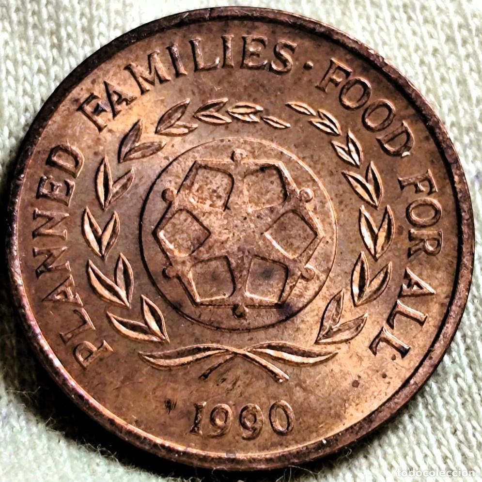 Old Coins of Oceania: Tonga &ndash; 2 Seneti 1990 &ndash; Sin Circular (SC) &ndash; Lote 2598