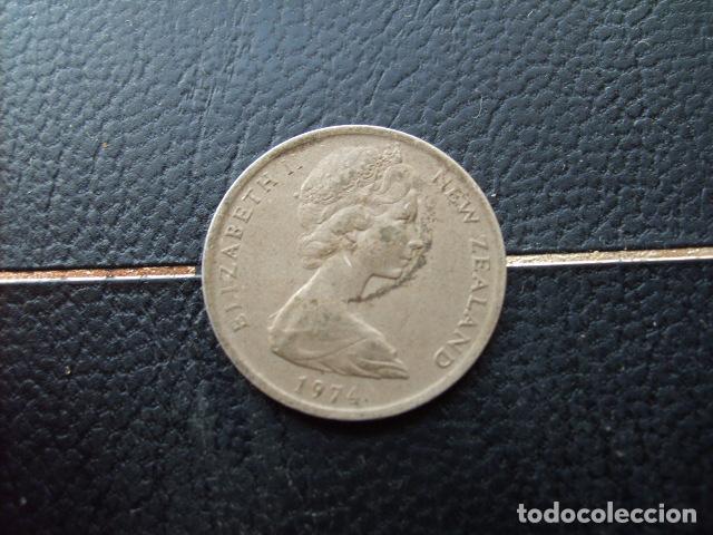 Monedas antiguas de Ocean&iacute;a: NUEVA ZELANDA 5 CENTS 1974