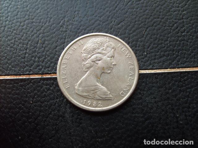 Monedas antiguas de Ocean&iacute;a: NUEVA ZELANDA 5 CENTS 1982