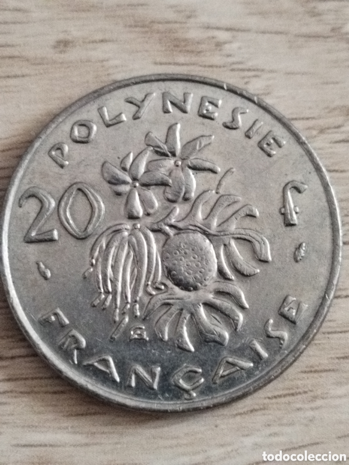 Monedas antiguas de Ocean&iacute;a: Polinesia moneda de 20 francos de 1988 km#9 250.000