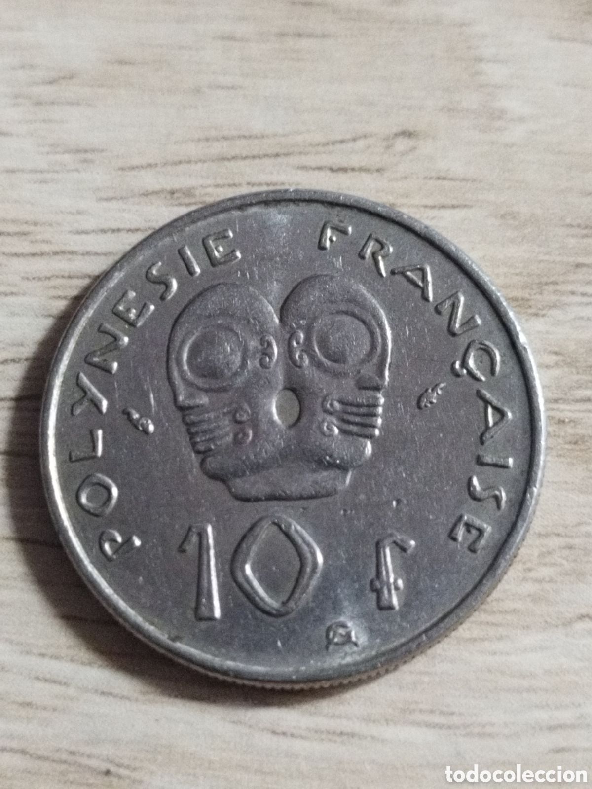 Monedas antiguas de Ocean&iacute;a: Polinesia moneda de 10 francos de 1985 km#8 tipo 1/A marca delf&iacute;n (800.000)