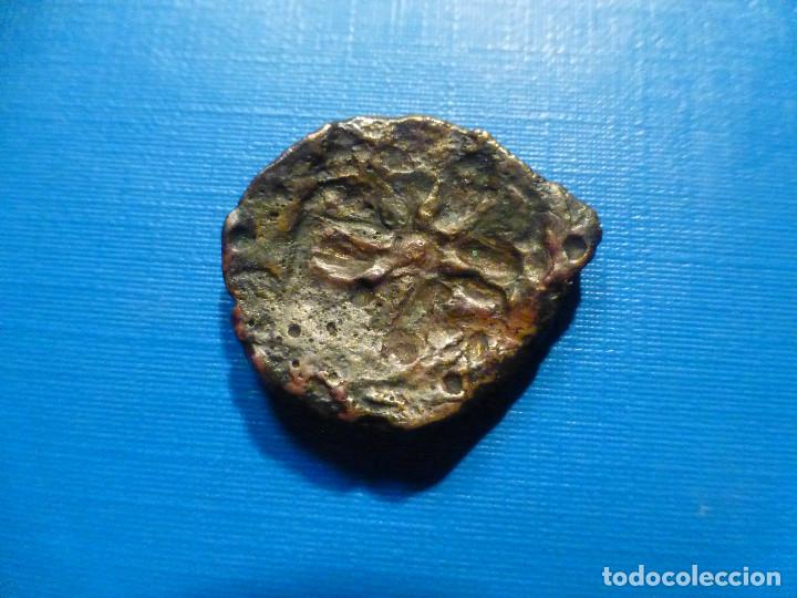 Monedas antiguas: Moneda - Sin determinar con precisi&oacute;n - Flor - De racimo - &iquest; Malaka ? - Foto 1
