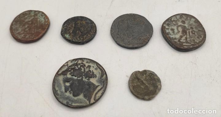 Monedas antiguas: Seis monedas antiguas en bronce. - Foto 2