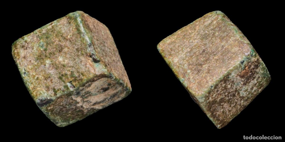 Monedas antiguas: Ancient Bronze Precoin, Dice Shape - 7 mm / 2,31 gr. - Foto 1