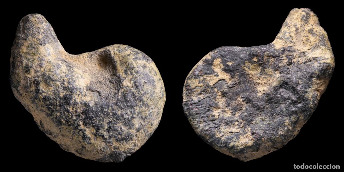 Monedas antiguas: Ancient Bronze Precoin, Almond Shape - 27 mm / 12,59 gr.
