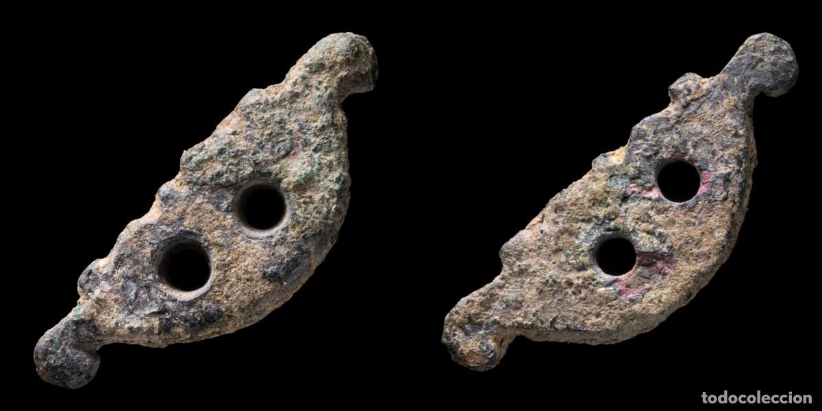 Monedas antiguas: Ancient Bronze Precoin, Palmette Shape - 27 mm / 3,96 gr.