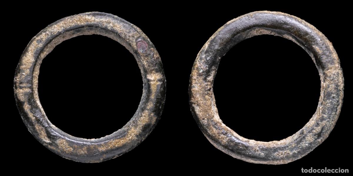 Monedas antiguas: Ancient Bronze Precoin, Ring Shape - 21 mm / 3,50 gr.