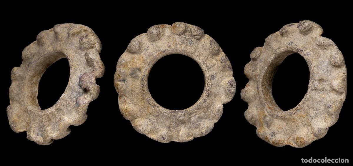 Monedas antiguas: Ancient Lead Precoin, Decorated Ring Shape - 27 mm / 12,38 gr.