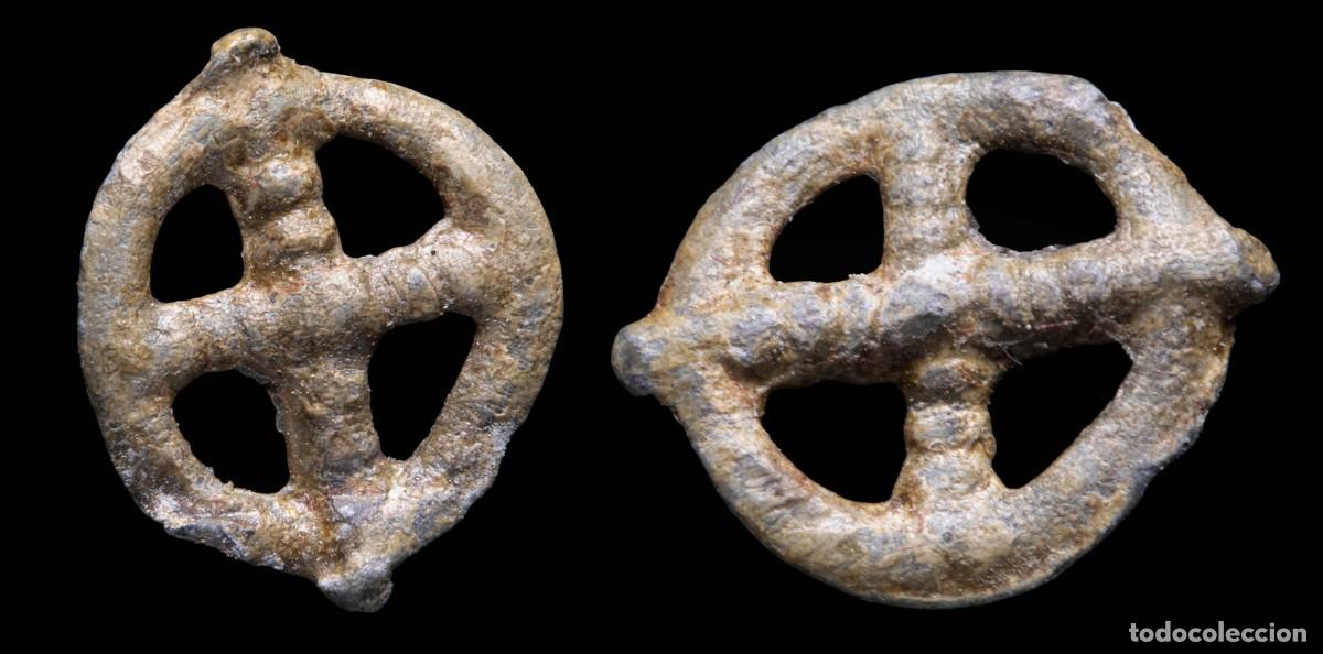 Monedas antiguas: Ancient Lead Precoin, Decorated Ring Shape - 15 mm / 0,94 gr.Ancient payment in comercial trade. Sil