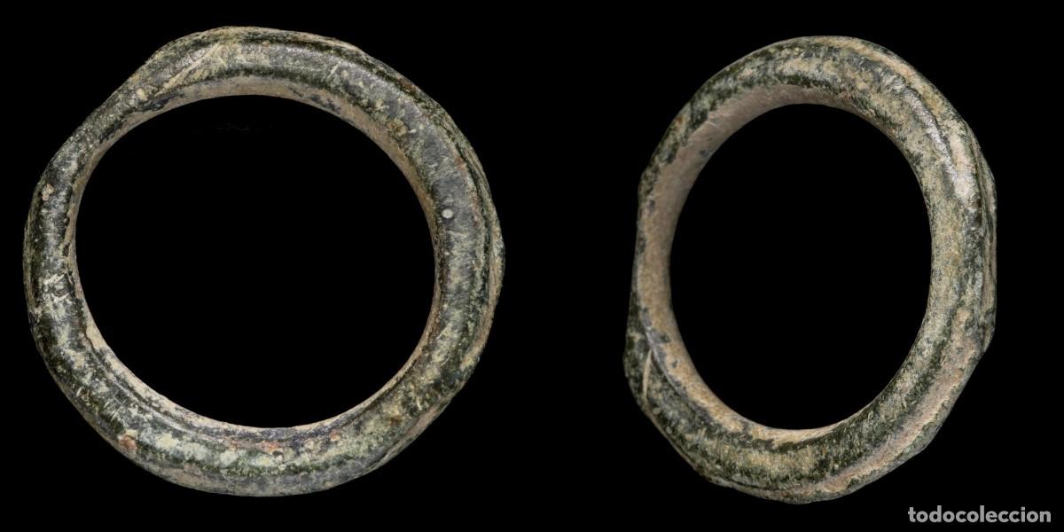 Monedas antiguas: Ancient Bronze Precoin, Ring Shape - 25 mm / 4,60 gr. - Foto 1