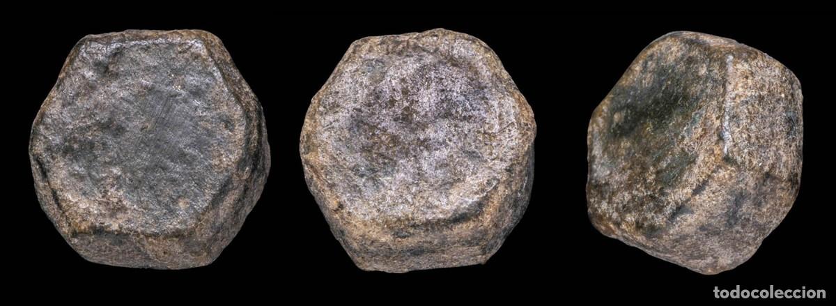 Monedas antiguas: Ancient Bronze Precoin, Hexagonal Shape - 14 mm / 7,93 gr. - Foto 1