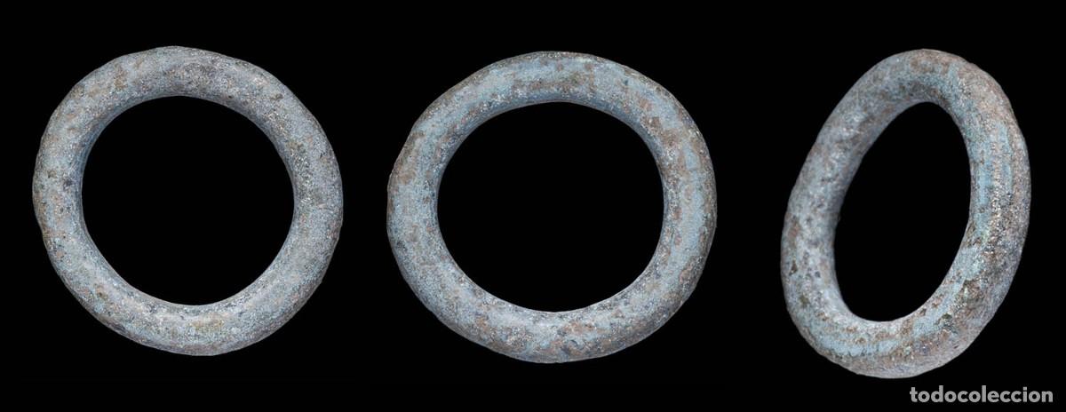 Monedas antiguas: Ancient Bronze Precoin, Ring Shape - 34 mm / 18,65 gr. - Foto 1