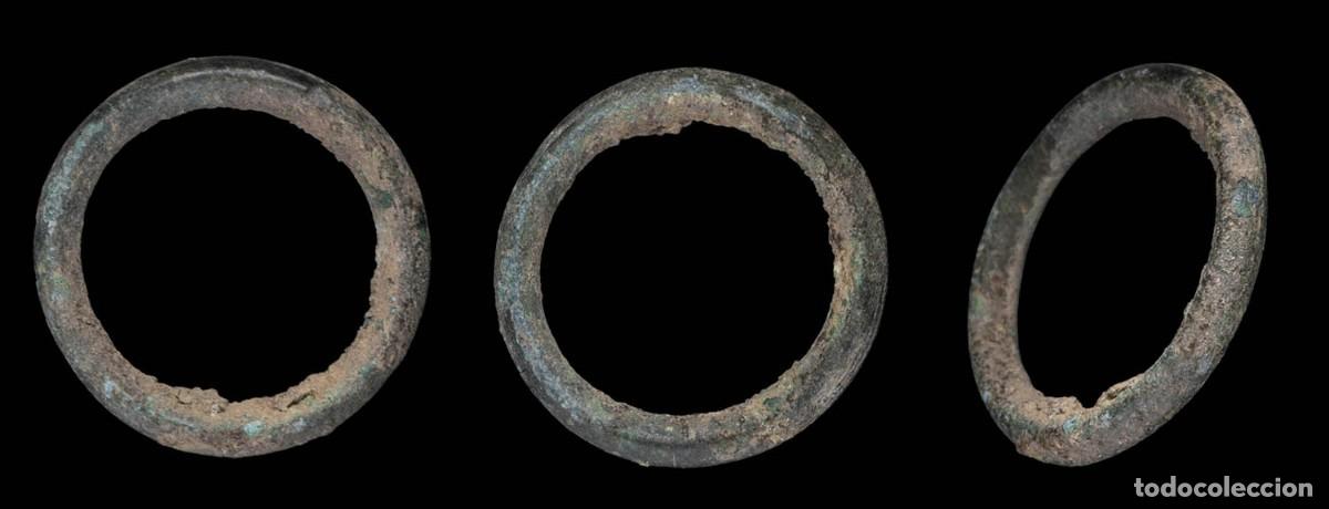 Monedas antiguas: Ancient Bronze Precoin, Ring Shape - 17 mm / 1,46 gr. - Foto 1