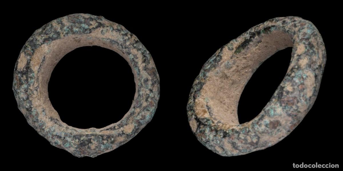 Old Coins: Ancient Bronze Precoin, Ring Shape - 15 mm / 2,42 gr.