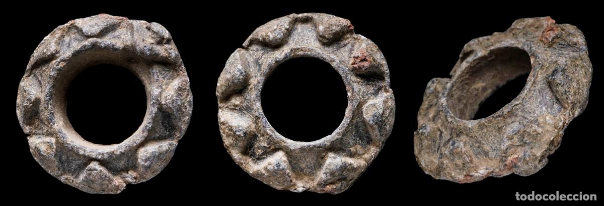 Monedas antiguas: Ancient Lead Precoin, Decorated Ring Shape - 20 mm / 6,53 gr.