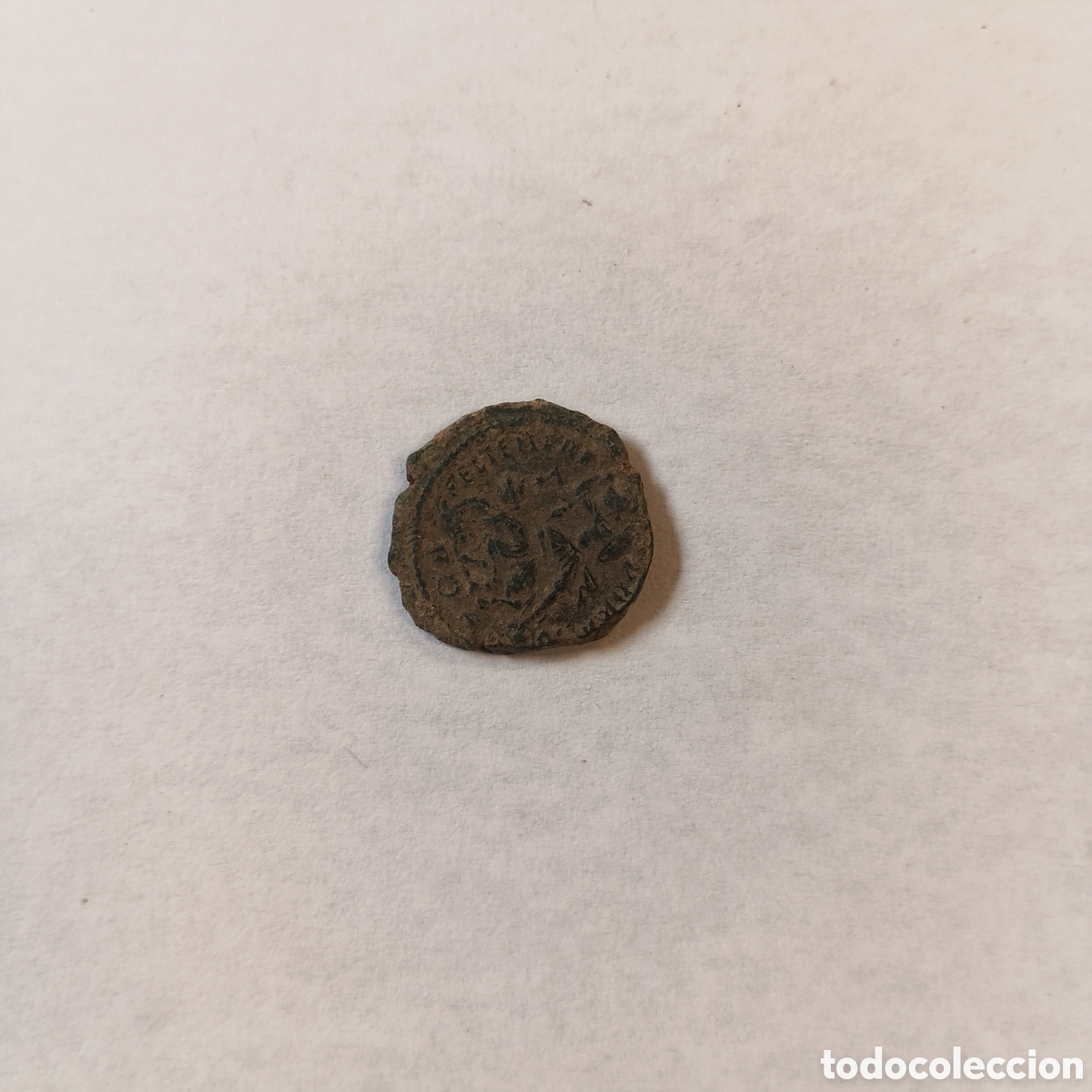 Monedas antiguas: FOLLIS DE LA DINAST&Iacute;AS CONTANTINIANA s. III - IV d.C.