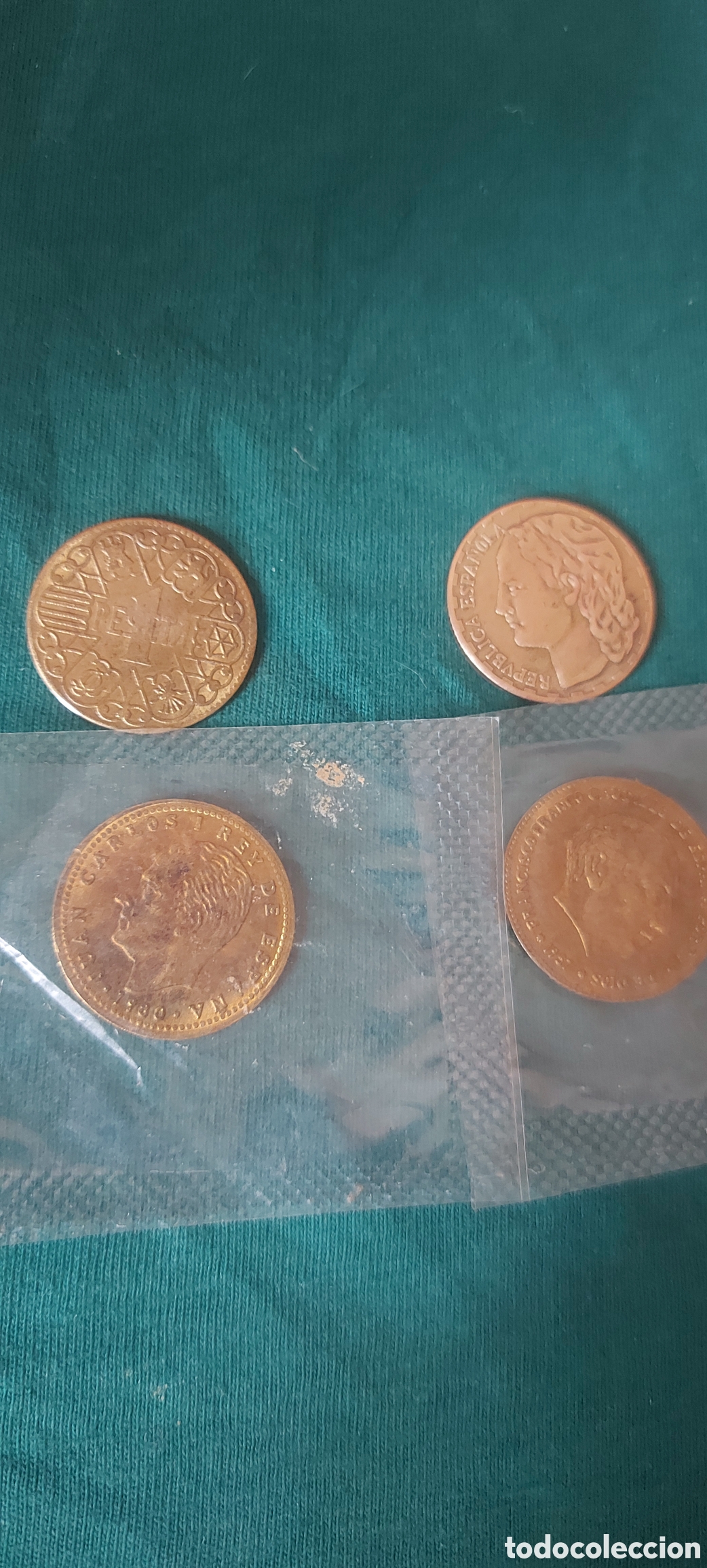 Monedas antiguas: 4 Monedas conmemorativas de pesetas (anteriores al euro)