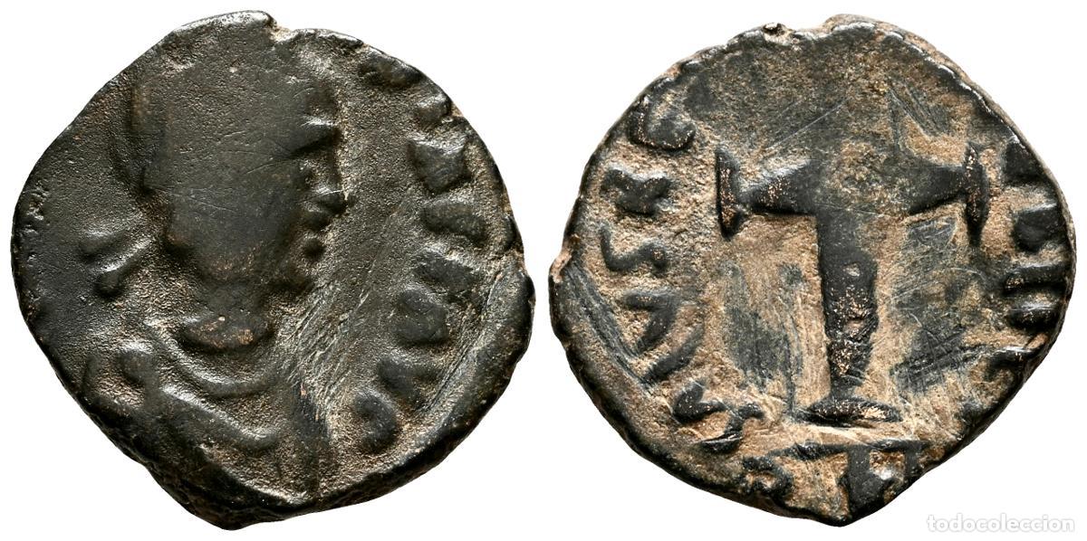 Monedas antiguas: GALLA PLACIDIA. Ae13. (Ae. 1,19g/13mm). 425-435 d.C. Roma. (RIC 2113). Anv: Busto diademado y draped