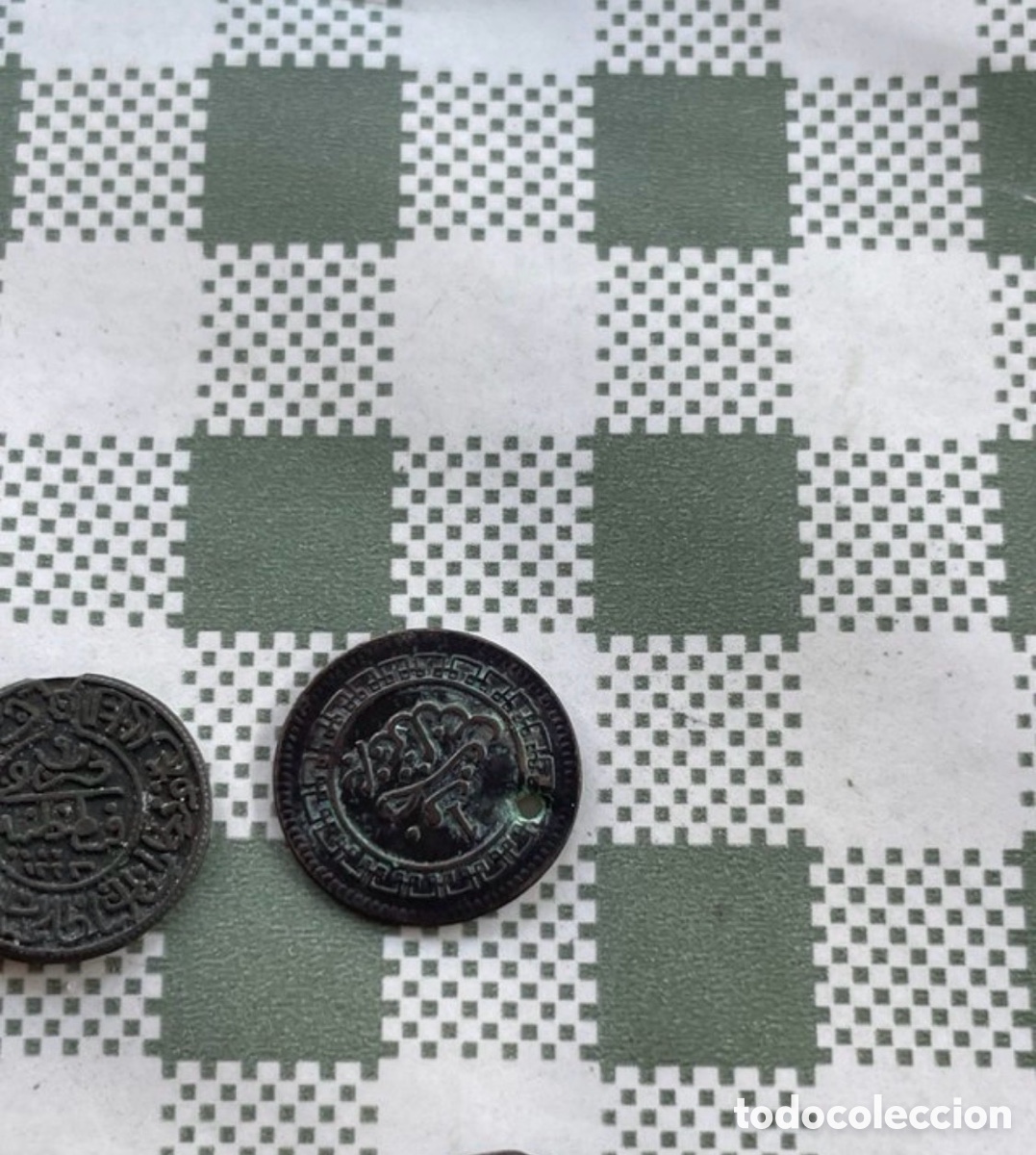 Monedas antiguas: Lote 7 monedas antiguas y amuleto - Foto 9