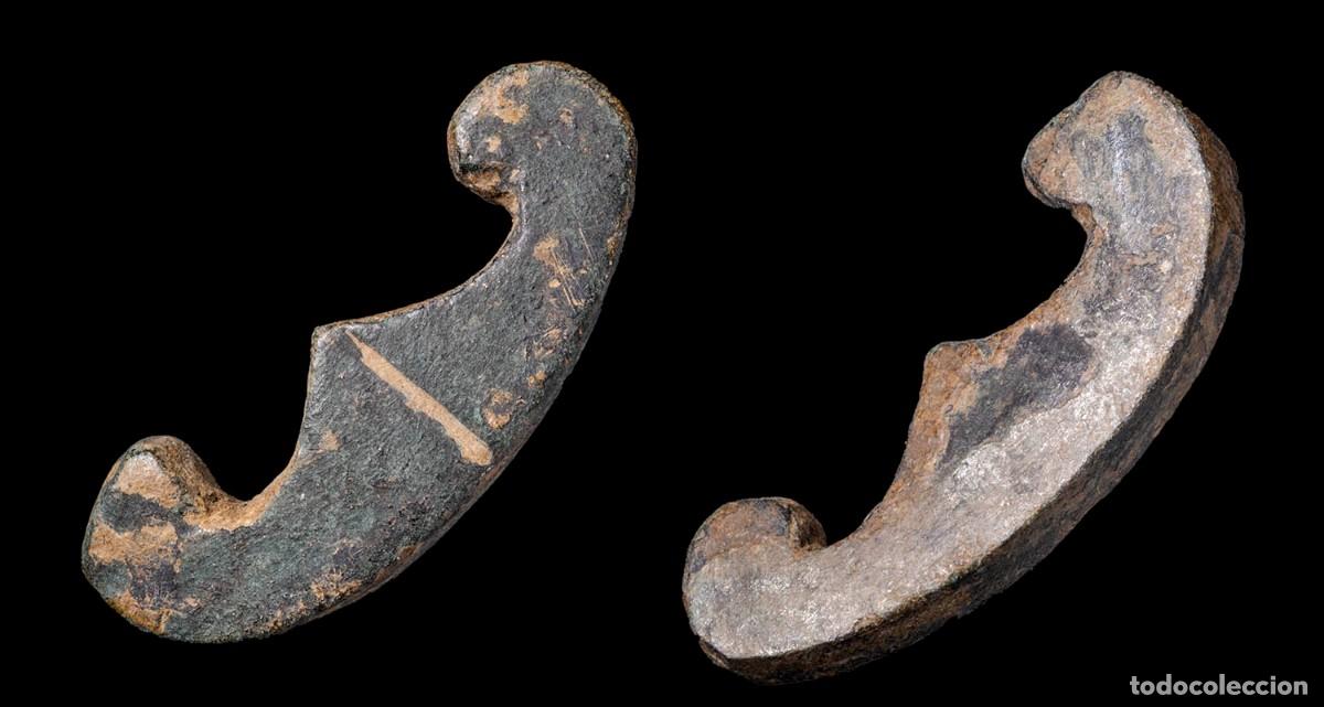 Monedas antiguas: Ancient Bronce Precoin, Palm Shape - 41 mm / 17,48 gr.