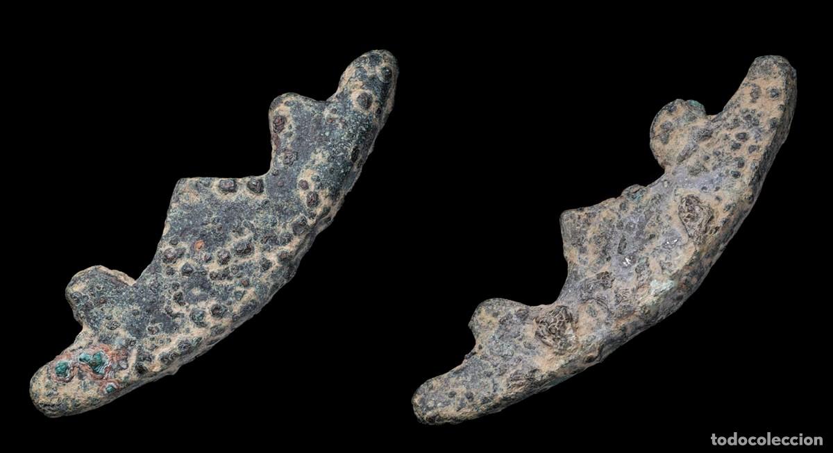Monedas antiguas: Ancient Bronce Precoin, crocodile teeth Shape - 59 mm / 26,93 gr.