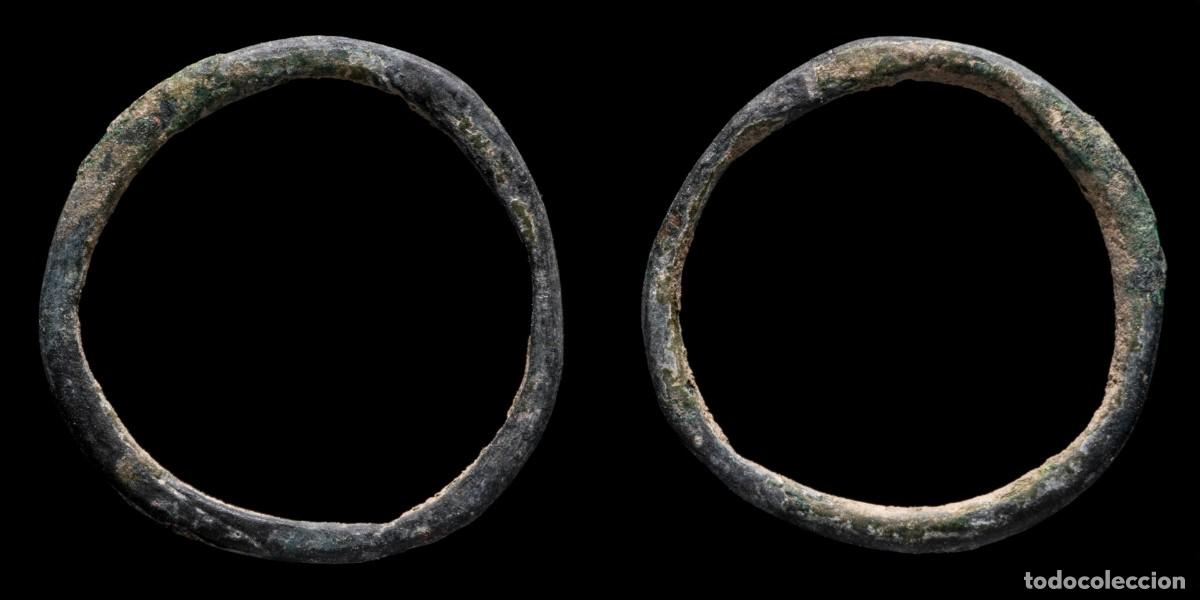 Monedas antiguas: Ancient Bronce Precoin, Ring Shape - 19 mm / 0,78 gr.