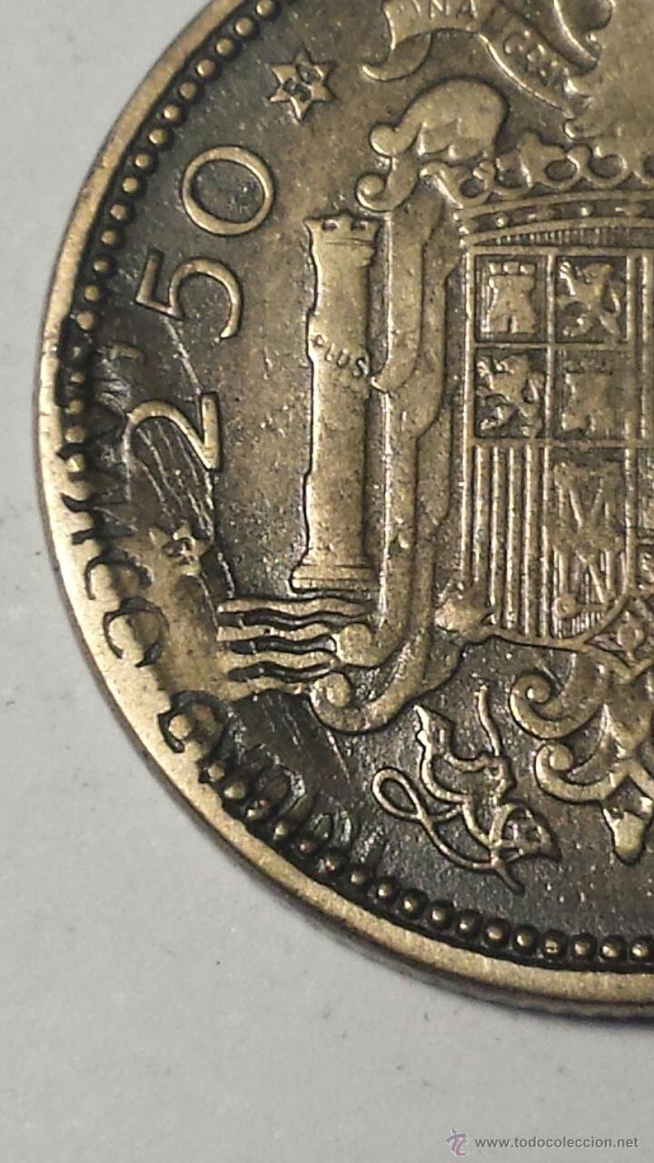 Monedas con errores: MONEDA ESTADO ESPA&Ntilde;OL 2,50 PESETAS 1953 19*54 CON ERROR DE TROQUEL - Foto 1