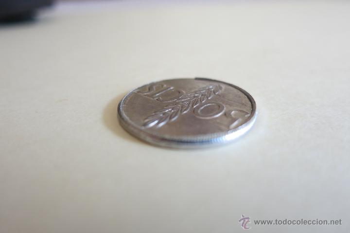 Monedas con errores: moneda de 50 centimos 1966 con cu&ntilde;o desplazado y canto - Foto 5
