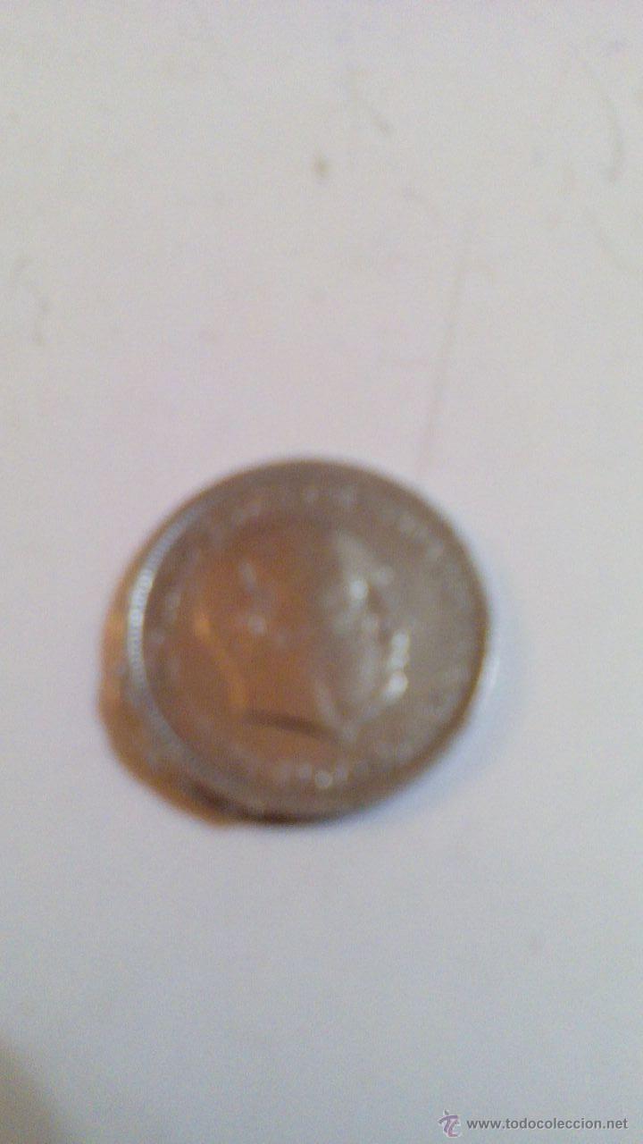 Monedas con errores: ERROR ESTADO ESPA&Ntilde;OL 5 PESETAS, EXCESO METAL EN EL CANTO - Foto 1