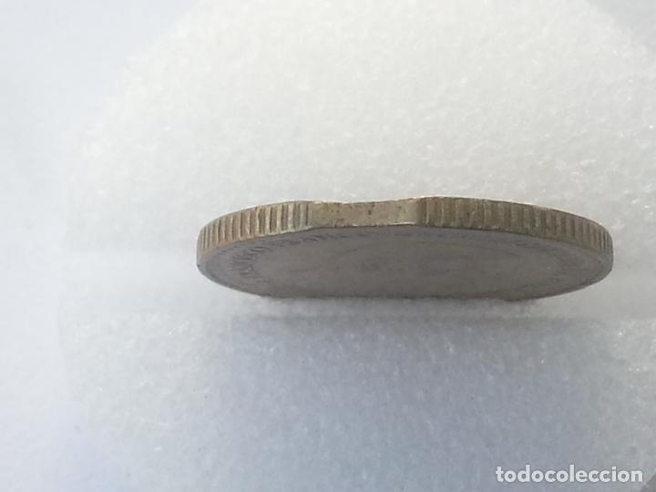 Monedas con errores: Moneda segmentada - Peseta 1966 estrella 69 - Foto 3