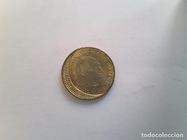 Monedas con errores: 1 peseta doble acu&ntilde;acion 1966 SC (2) - Foto 1