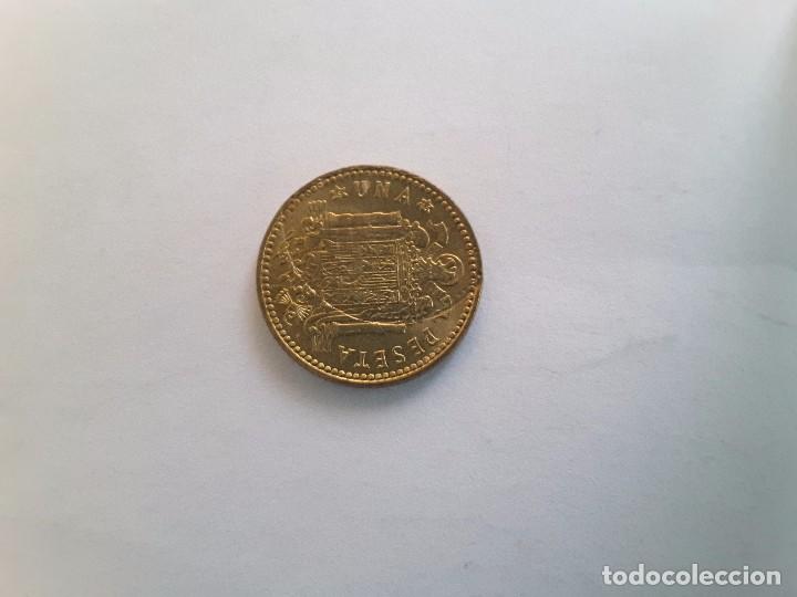 Monedas con errores: 1 peseta doble acu&ntilde;acion 1963 SC (4) - Foto 3