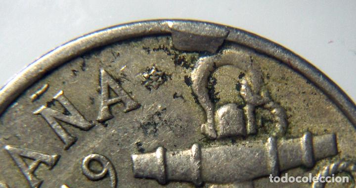 Monedas con errores: ESTADO ESPA&Ntilde;OL 50 CENTIMOS 1949 *52 ERROR EXCESO DE METAL - Foto 2