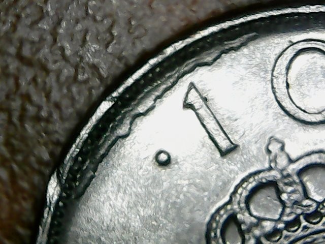 Monedas con errores: * ERROR * MONEDA 10 P 1992 CON IMPORTANTE EXCESO DE METAL SOBRE EL VALOR - Foto 1