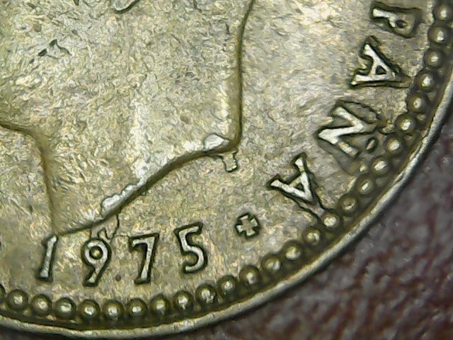 Monedas con errores: * ERROR * 1 PTA 1975-78 . EXCESO DE METAL EN ESPA&Ntilde;A Y FECHA - Foto 1