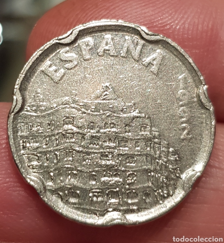 Monedas con errores: Moneda 50 pesetas BARCELONA 92 remarcada - Foto 3