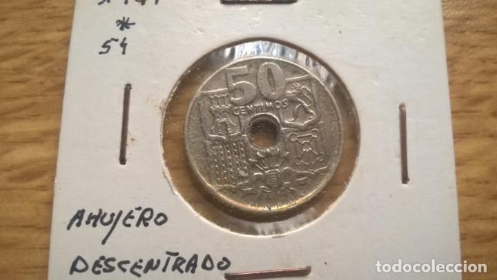 Monedas con errores: 50 c&eacute;ntimos de 1963 agujero descentrado. EBC - Foto 1