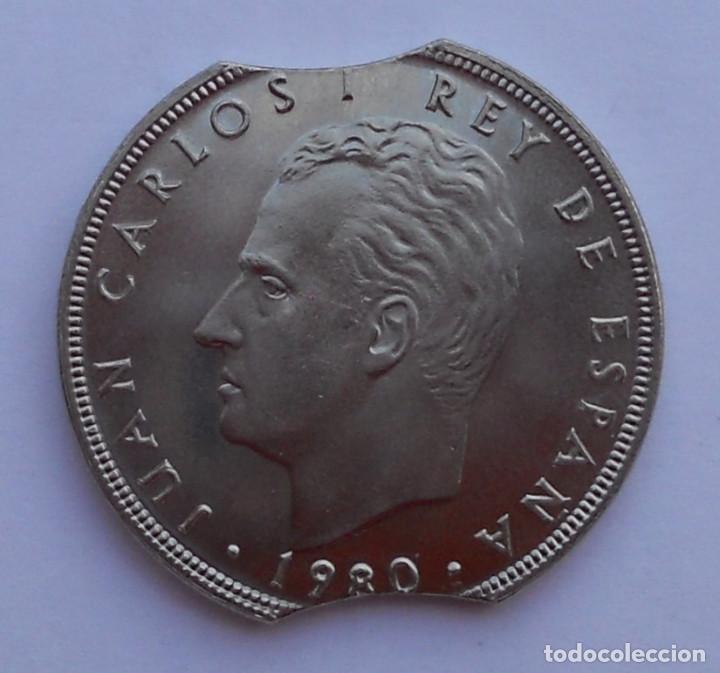 Monedas con errores: ZC - ERROR - 100 PESETAS - 1980*19-80 - DOS MORDISCOS - Foto 1