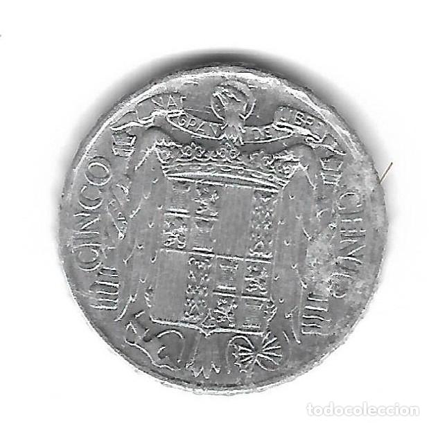Monedas con errores: MONEDA. 5 CENTIMOS. 1945. ESPAÑA. ERROR: REPINTES EN REVERSO (JUNTO CABEZA AGUILA). VER - Foto 2 - 135212550