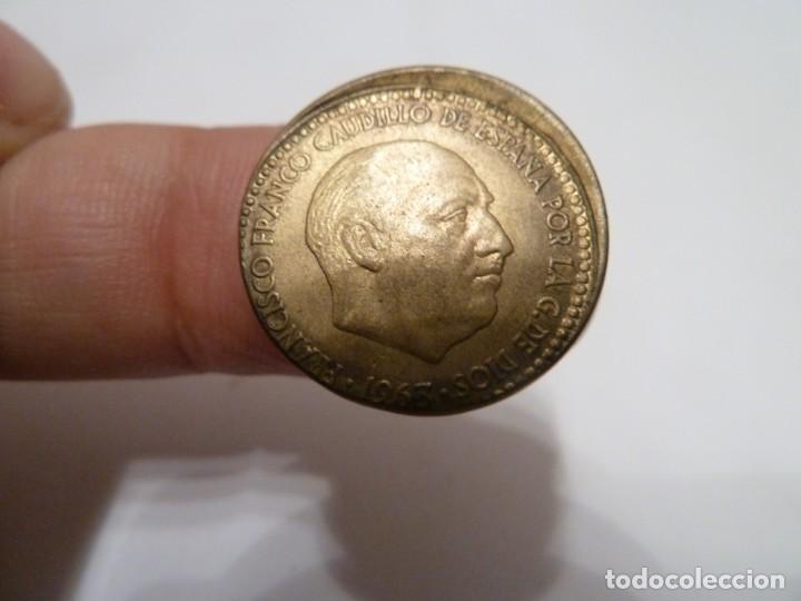 Monedas con errores: 1 PTA DE 1965 DESPLAZADA - Foto 1
