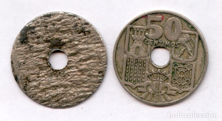 Monedas con errores: * ERROR * UNICO Y ESPECTACULAR. Y HOJA DESPEGADA (DOS PIEZAS DE LA MISMA MONEDA) 1949*19*51 - Foto 2