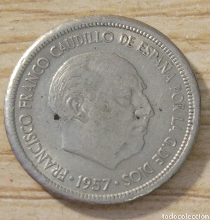 Monedas con errores: Error acu&ntilde;aci&oacute;n 5 pesetas 1957 - Foto 1