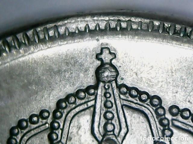 Monedas con errores: * * ERROR MULTIPLE * * 5 PTAS 1975-78 DESPLAZADA, SEGMENTADA, CANTO LISO Y GLOBO CRUCIFERO - Foto 4